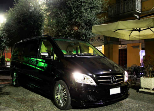 Mercedes Viano Luxury VIP Milan