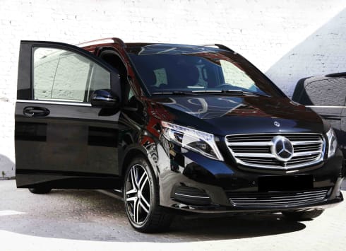 Mercedes V Class 250 D Milan