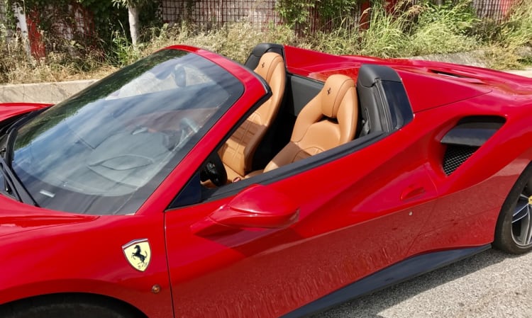 ferrari-488-spider