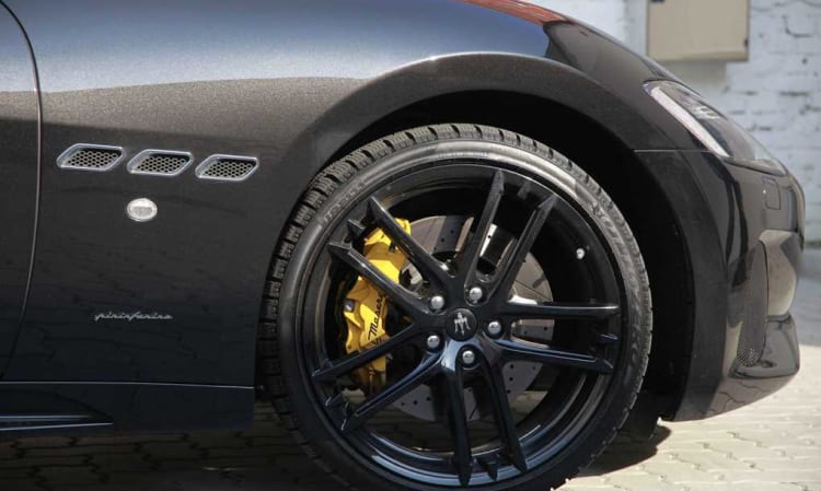 maserati-grancabrio-mc