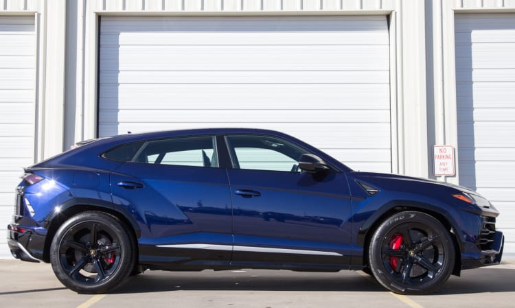 lamborghini-urus-malaga