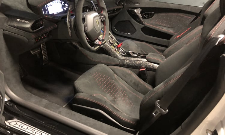 lamborghini-huracan-performante-spyder-milan