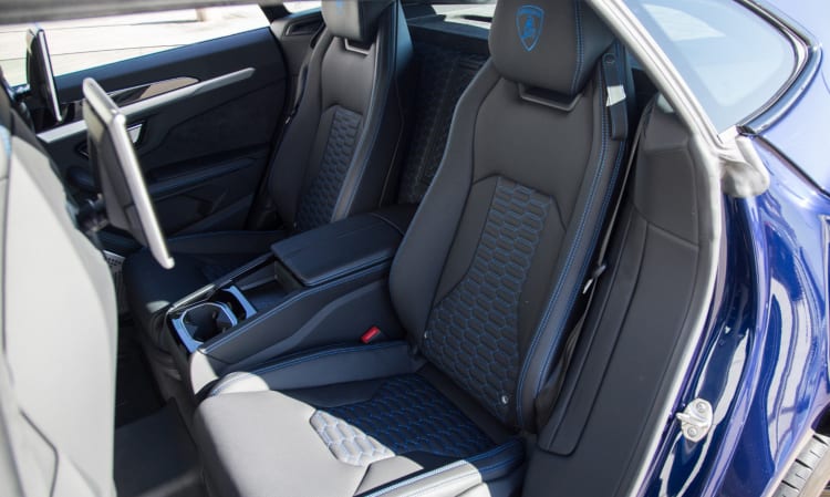 lamborghini-urus-malaga