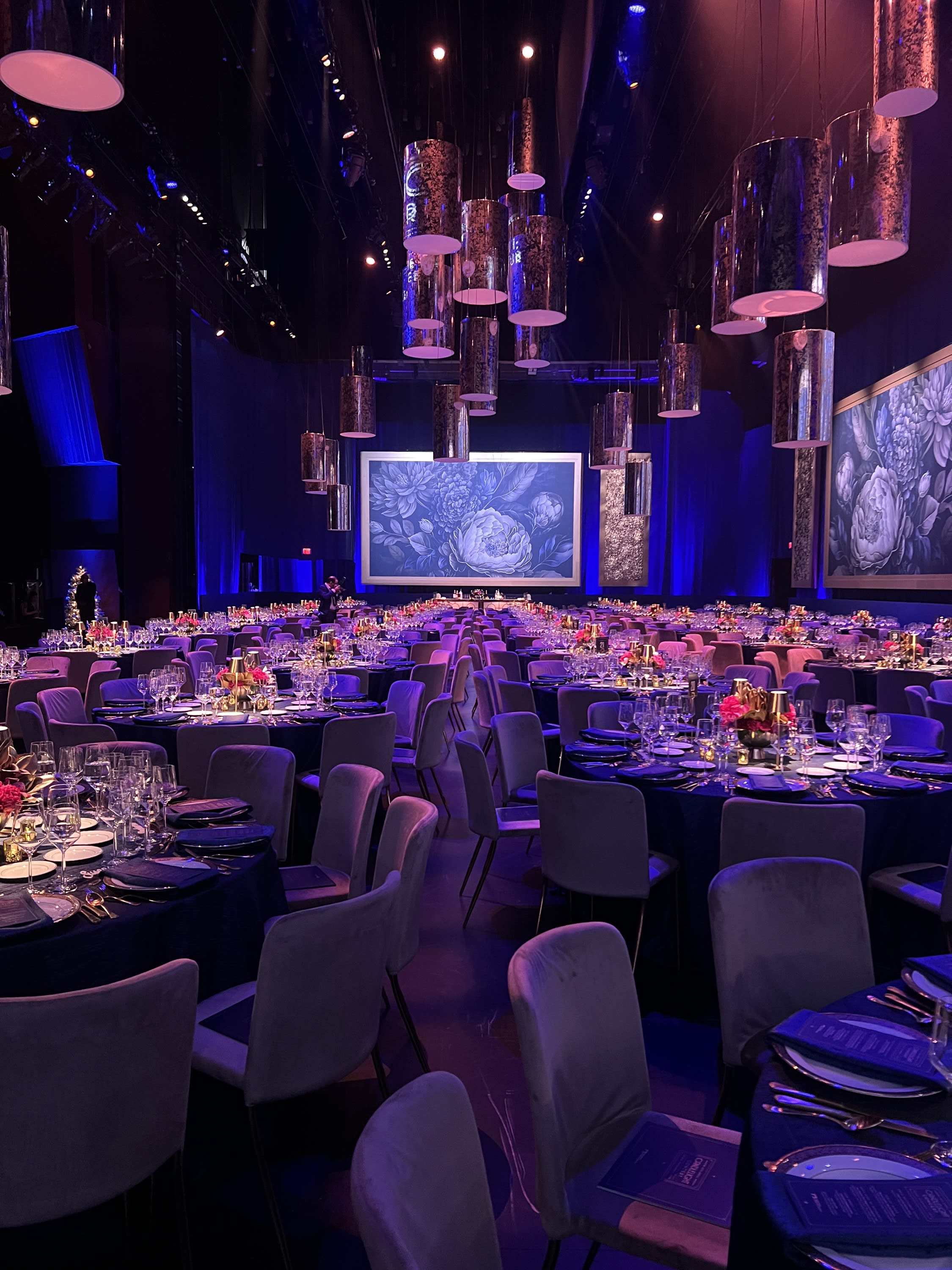 Segerstrom Candlelight Gala — guests at the gala dinner