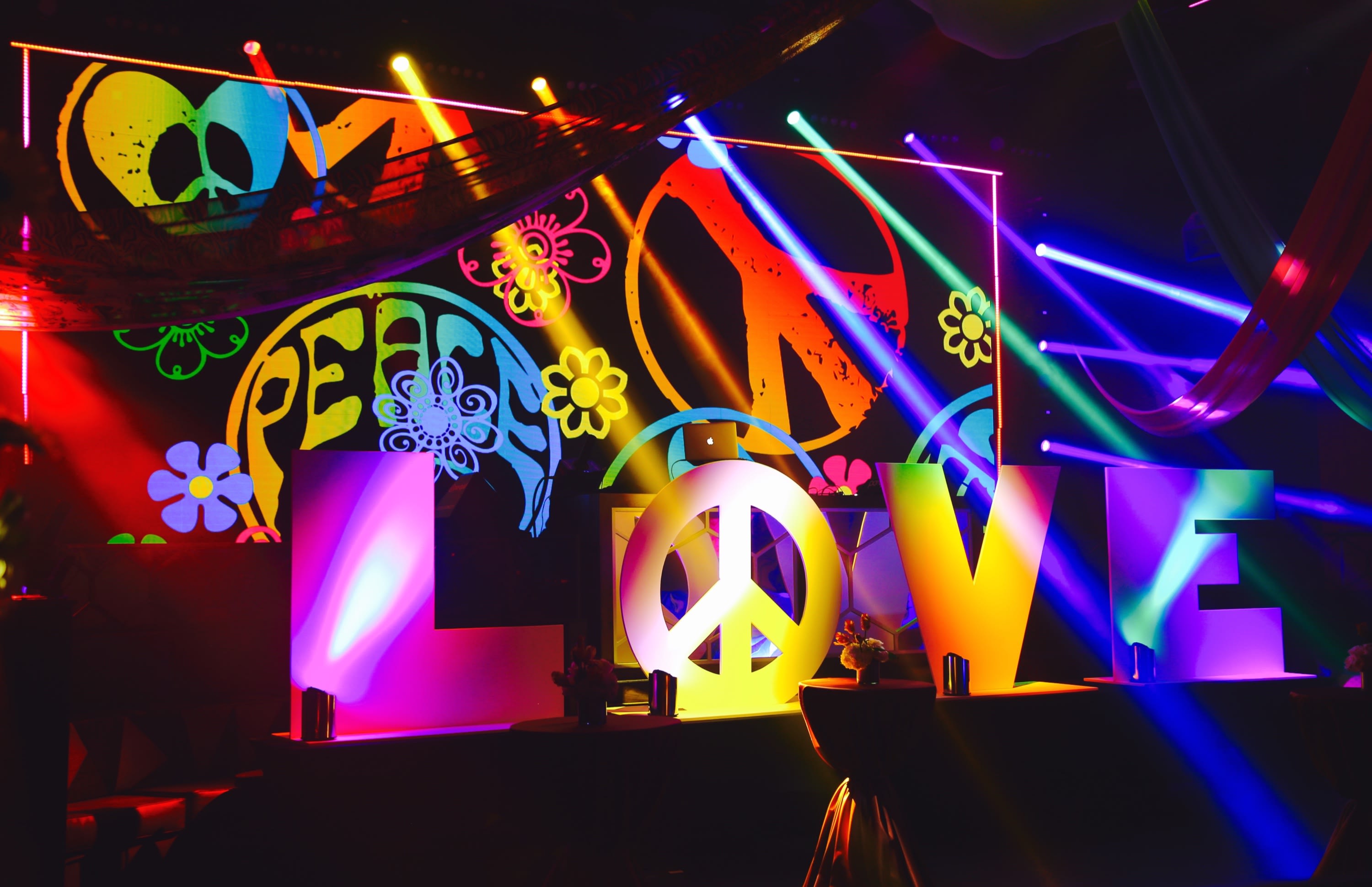 Cisco 60's-themed party in San Diego — dance floor