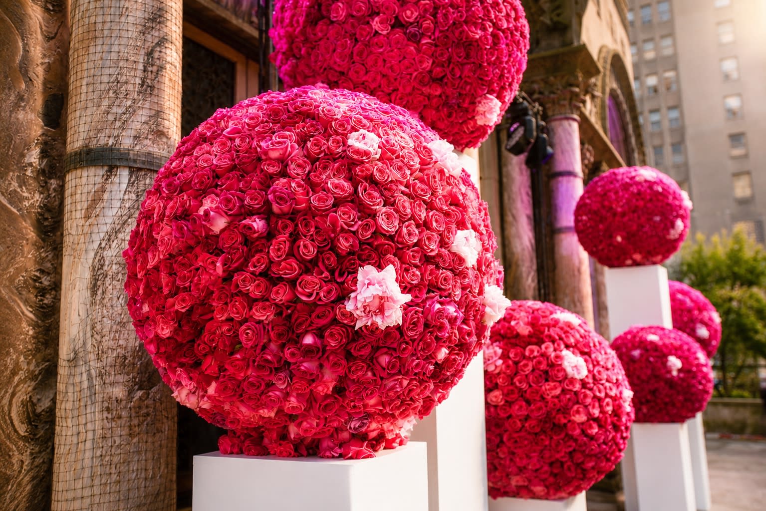 VH1 Floral Wonderland gala — rose-covered décor detail inside St. Bart's Cathedral