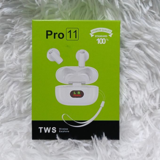 Écouteurs Sans Fil TWS Pro 11 – Blancs avec Boîtier Affichage LED & Dragonne