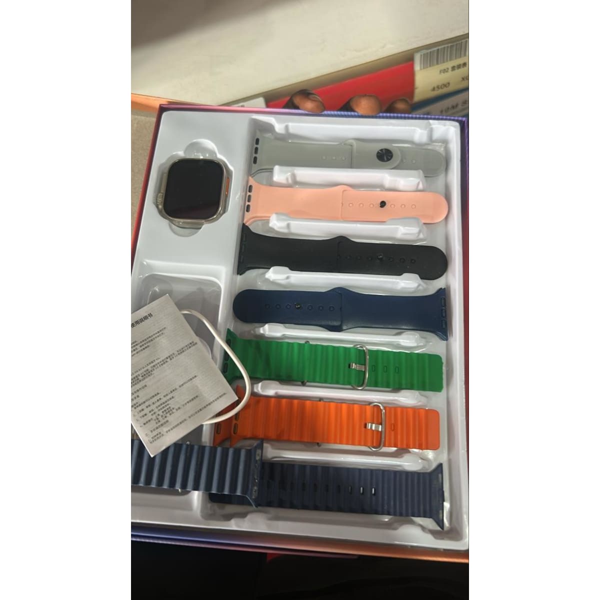 Montre connectée ultra 7 en 1- coffret 7 bracelets