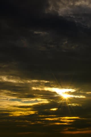 iPhone Wallpaper: Cloudy Sky