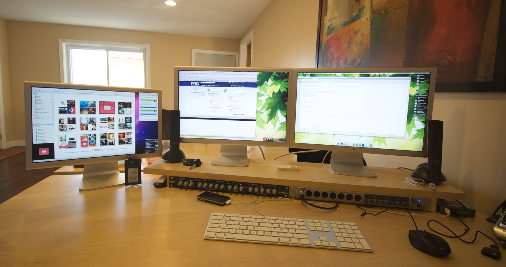 Desk cleaned up