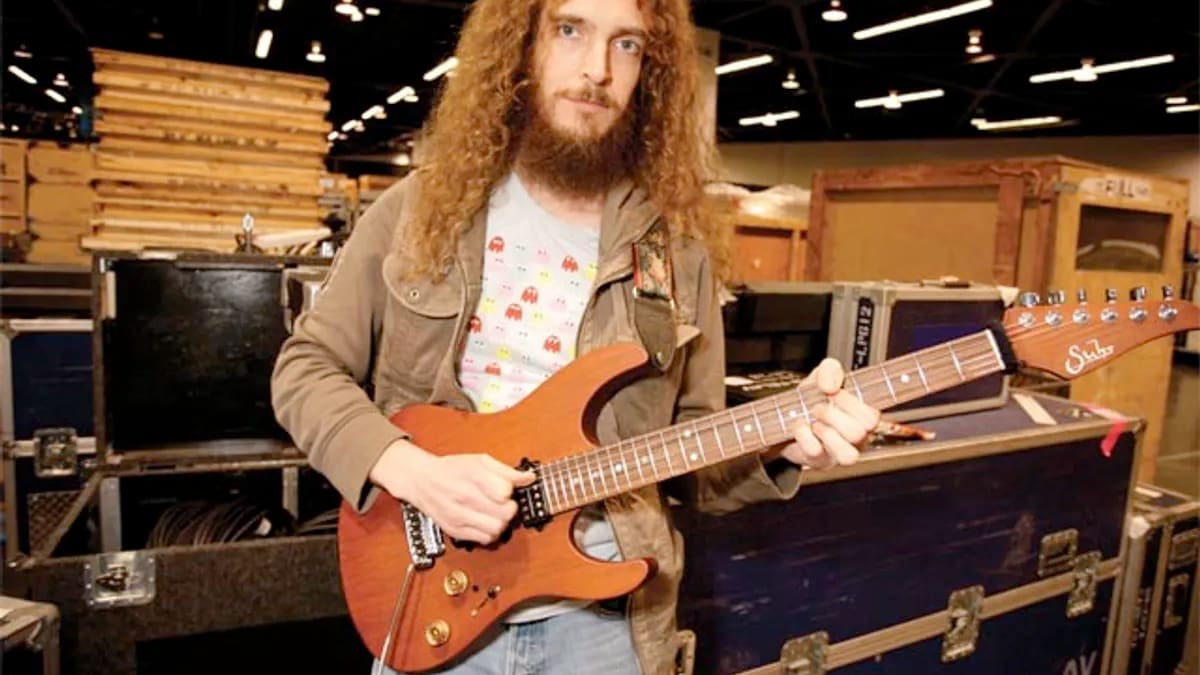 Guthrie Govan live performance