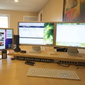 Desk cleaned up