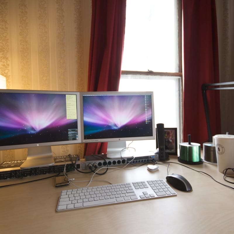 The temporary office