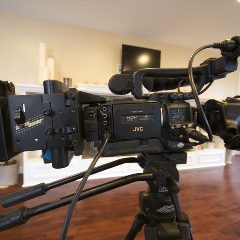 JVC GY-HD110U video camera