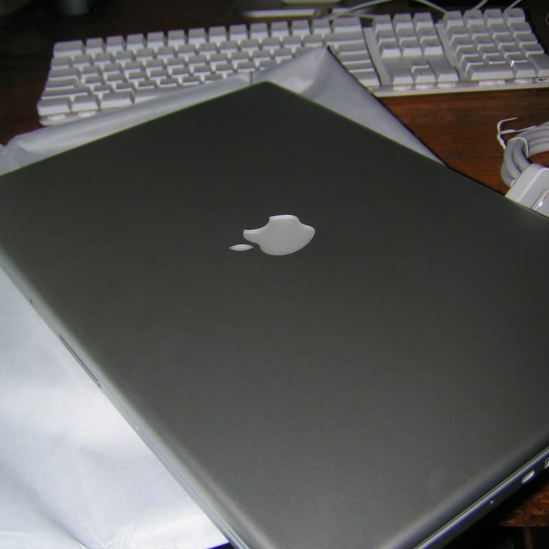 2.33Ghz 17" MacBook Pro