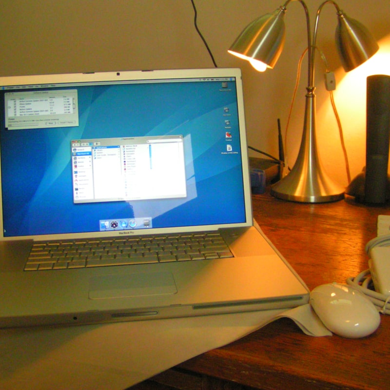 2.33Ghz 17" MacBook Pro