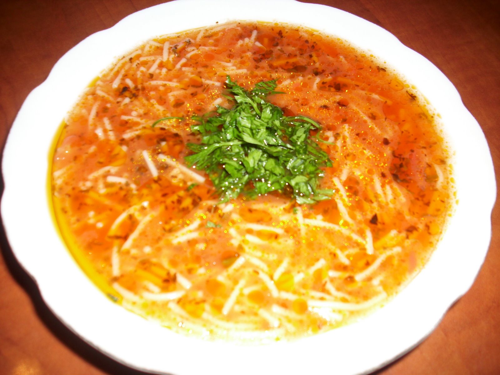 Tavuk Suyuna Şehriye Çorbası Tarifi Tavuk Suyuna Şehriye Çorbası Tarifi