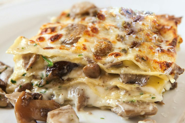 Taste the Magic of LA LA LASAGNA - Authentic Handmade Italian Food from the Top-Rated Food Truck in Los Angeles