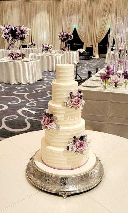 Faux/Fake Wedding Cakes For Rent