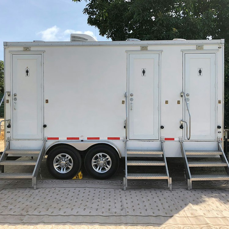 Luxury Restroom Trailers