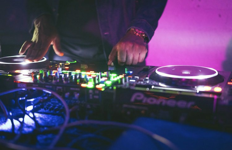 DJ Mansa Williams