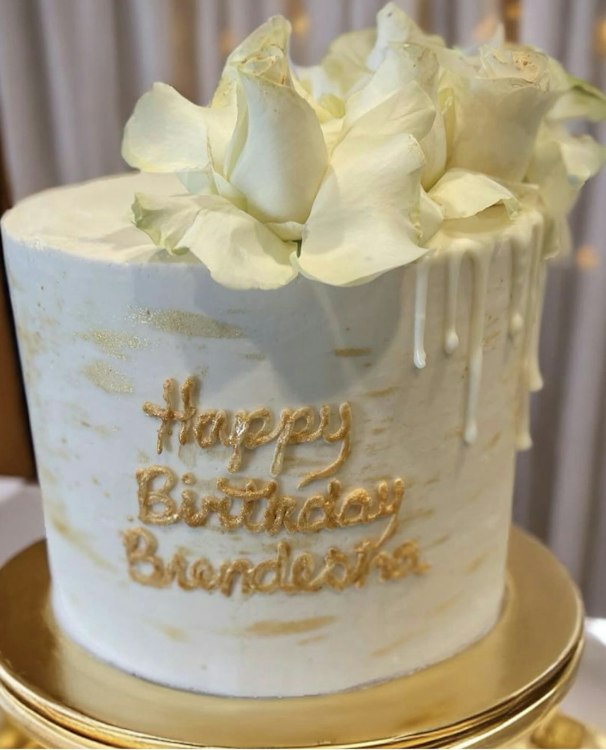 Custom Cakes, Dessert Tables, Sweet Treats & Gifts
