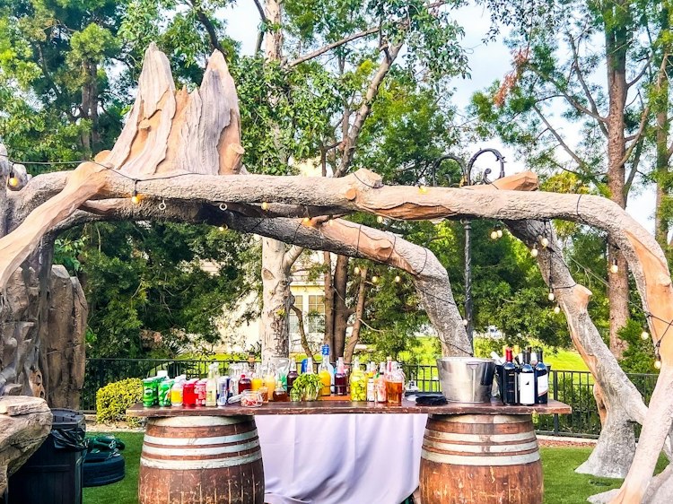 Matan's bar services