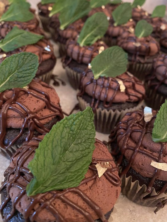 Custom Cakes