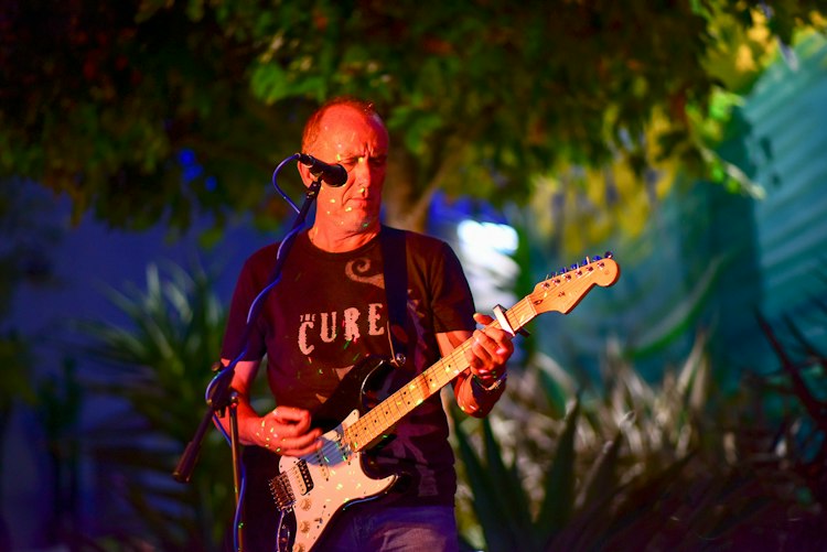 Nigel Cook One-Man-Band: Pop, Rock, Dance & Blues