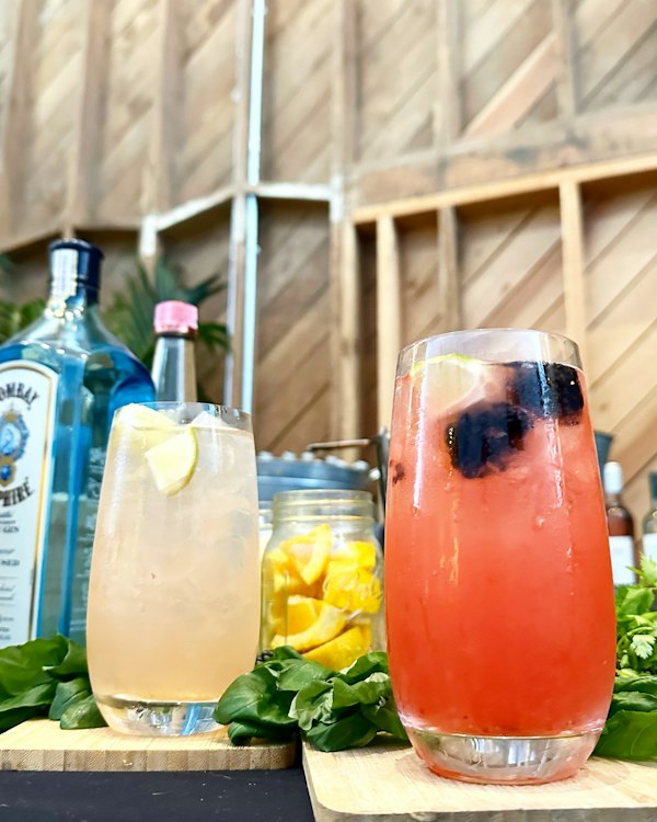 Paradise Bar Events
