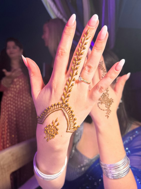 Henna Twinkle