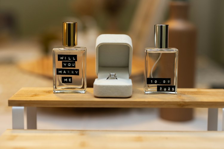 Bachelor/Bachelorette Scent-Making Workshop