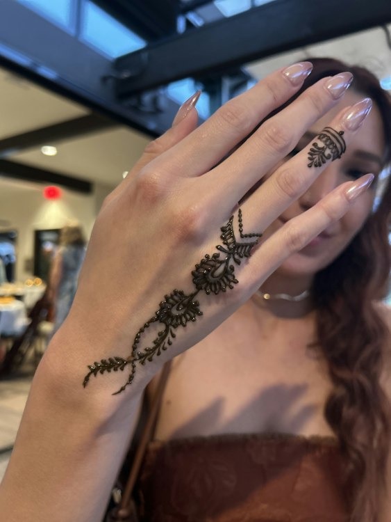 Henna Tattoo per hour
