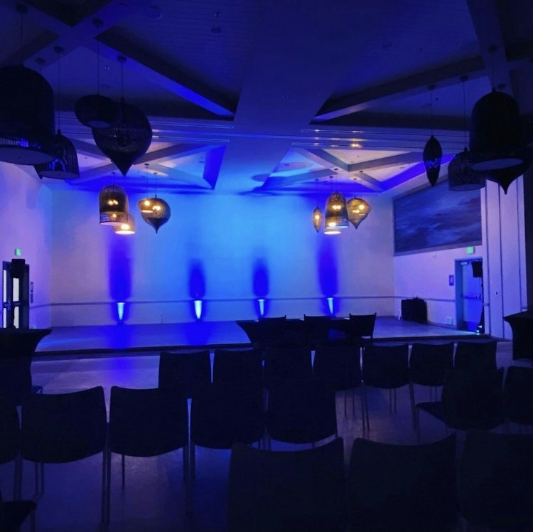 10 Up Lights Package