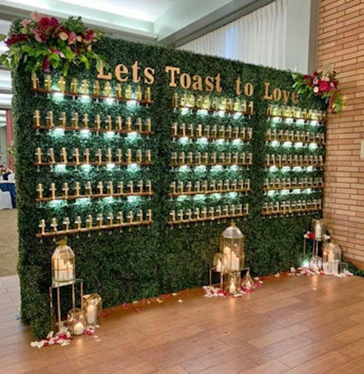 Champagne Hedge Wall