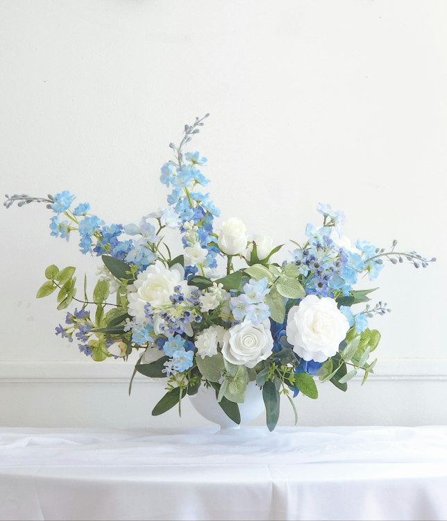 Silk Floral Beau centerpiece