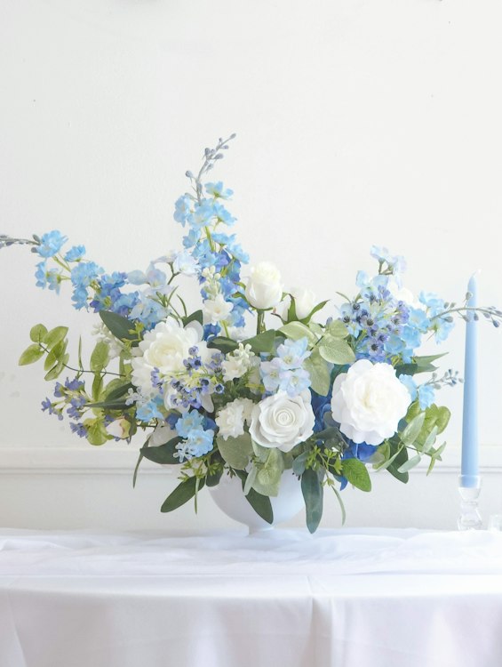 Silk Floral Beau centerpiece