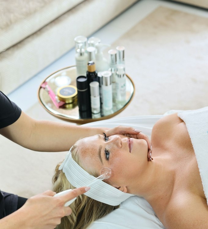 1-Hr Custom Facial