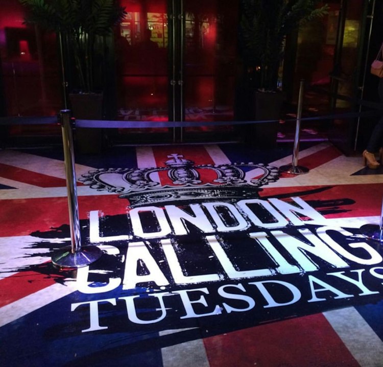 Floor Graphics and Wall Paper