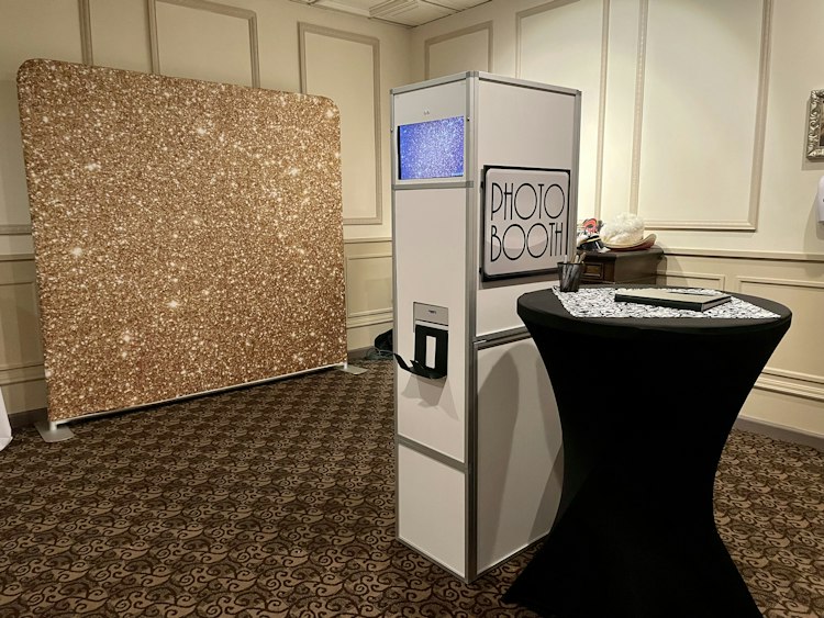 3 hour Photo Booth rental