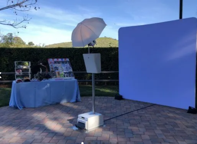 PHOTO BOOTH PACKAGE