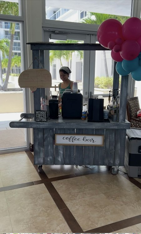 Hot & cold beverages Cart - Indoor