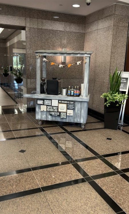 Hot & cold beverages Cart - Indoor