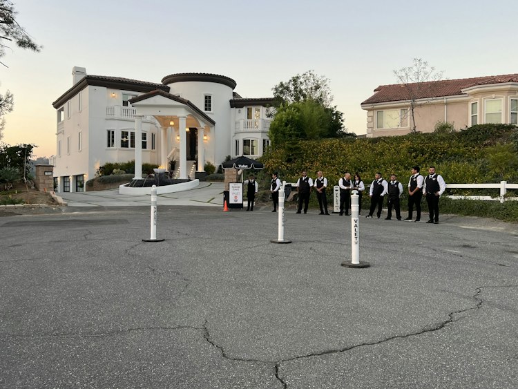 Cars (Valet Service)