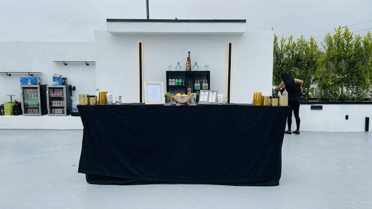 Standard Bar Rental