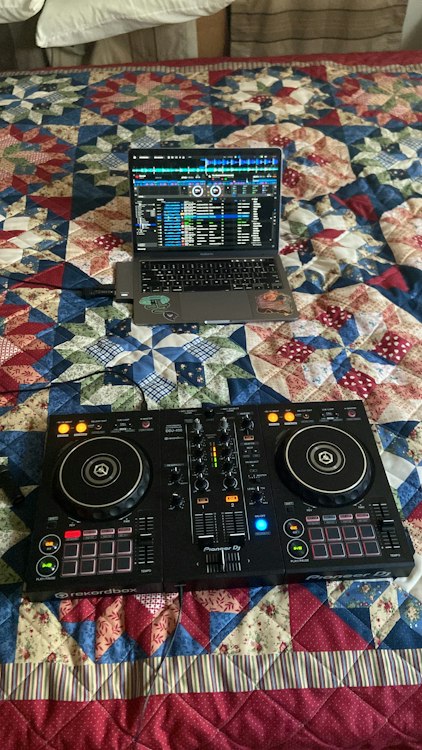 DJ service