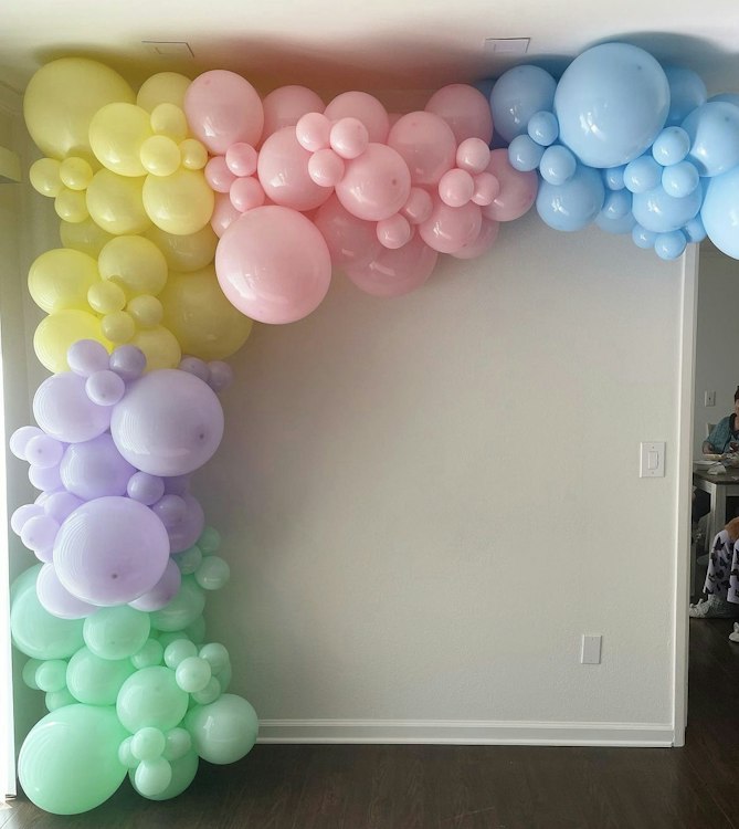 Balloon Garland