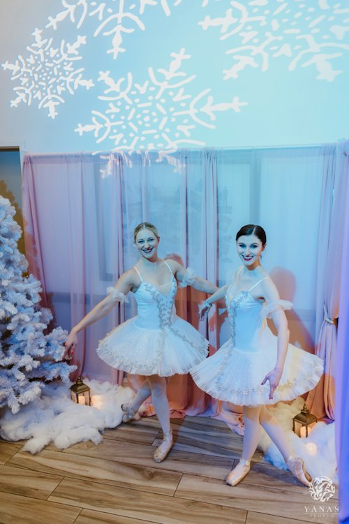 Ballerina(s)