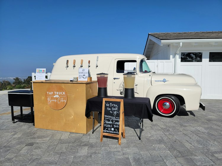 Mobile Bar Experience - Bette Mae