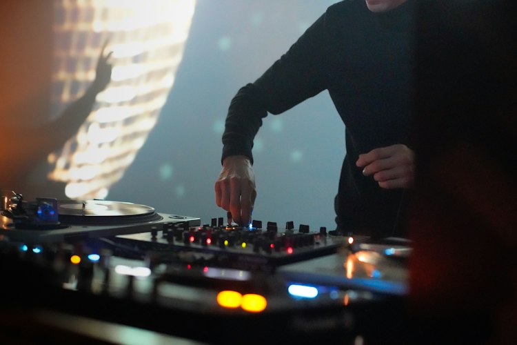 Live Vinyl DJ Disco Dream Event Package/Basic